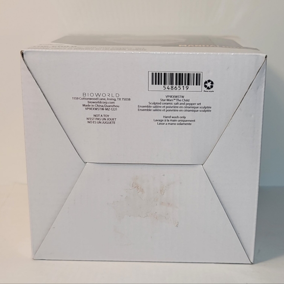 COPY - Star Wars, The Mandalorian, The Child Sculpted Ceramic Salt & Pepper Set… - Picture 6 of 6